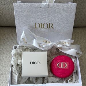 New Dior vibrant pink heart limited edition compact mirror